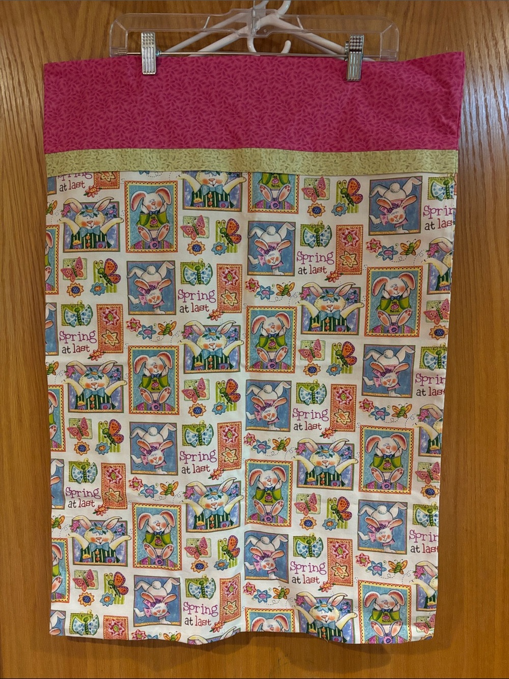 Spring Time/Easter Bunny Duvet Cover
Pink/Green